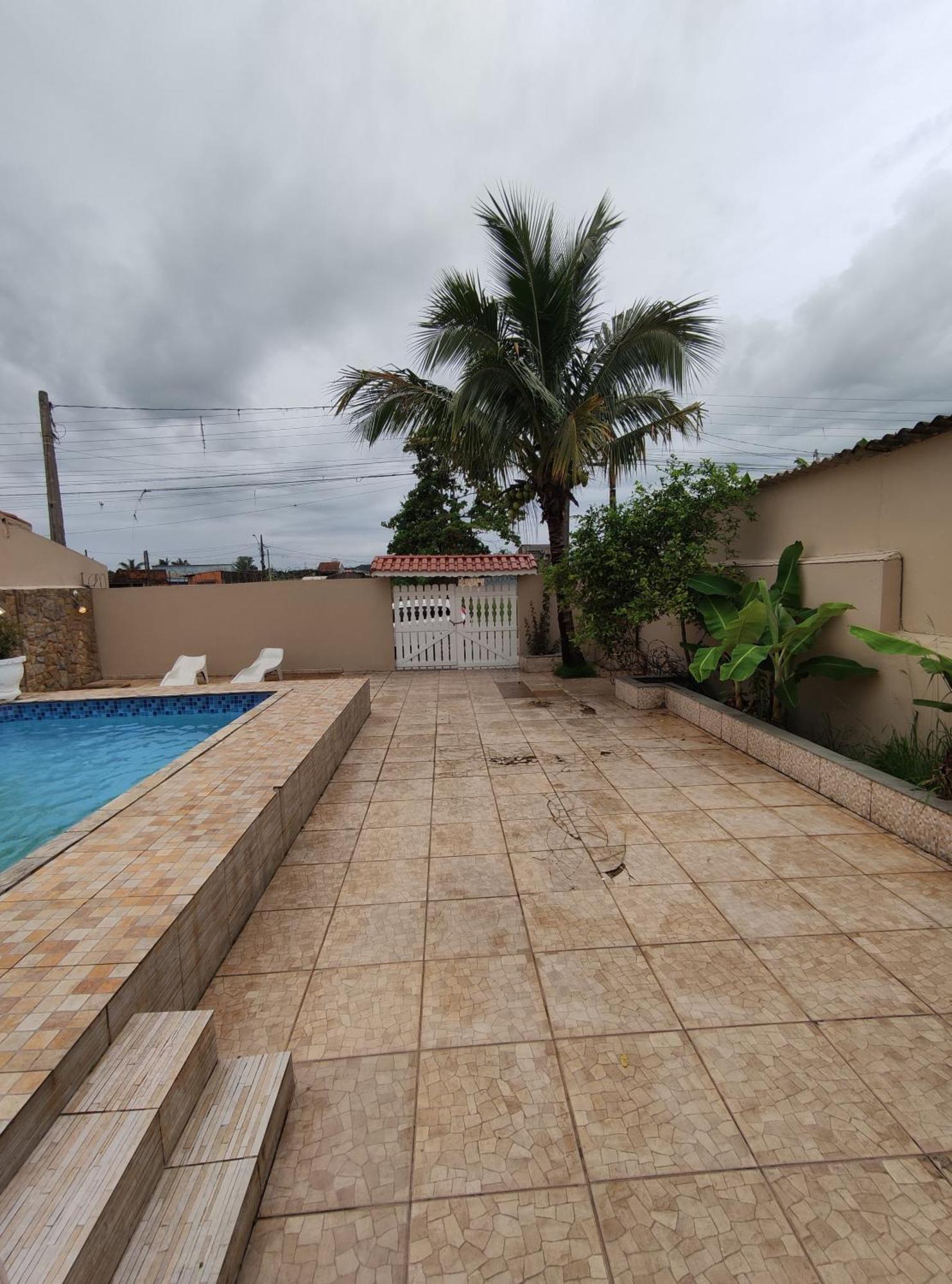 Casa De Praia Com Piscina - Itanhaem Villa Porto do Padeiro Екстериор снимка